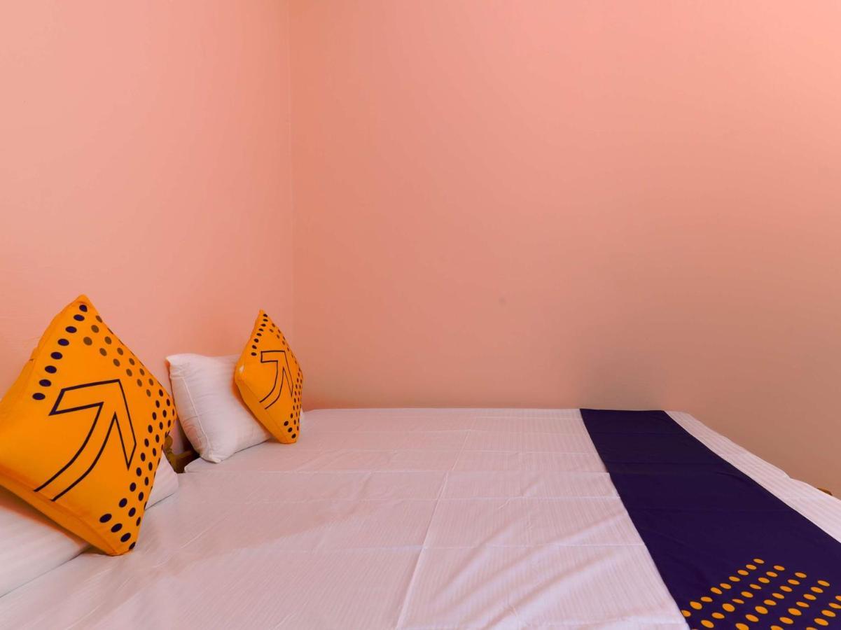 Oyo New Mubarak Tourist Home Panmana 外观 照片